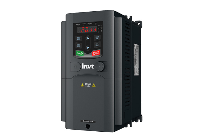 Variador de frecuencia de 2hp 1.5kW entrada 220 3F, salida 3F I=7A Marca INVT china