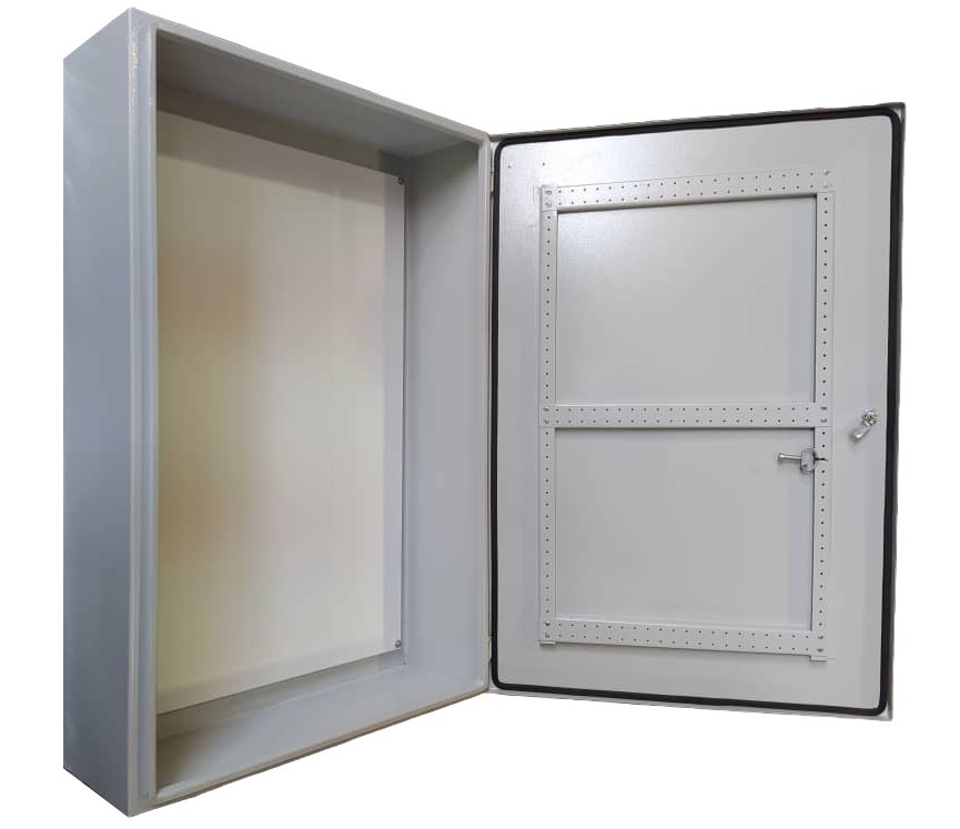 Caja metálica 800x600x300mm, NEMA 4X, con doble fondo.