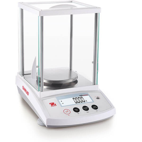 Balanza Analitica, lectura certificada 0.01g, standard 0.001g, capacidad de 320g, voltaje de 100-240Vac. PIONEER.